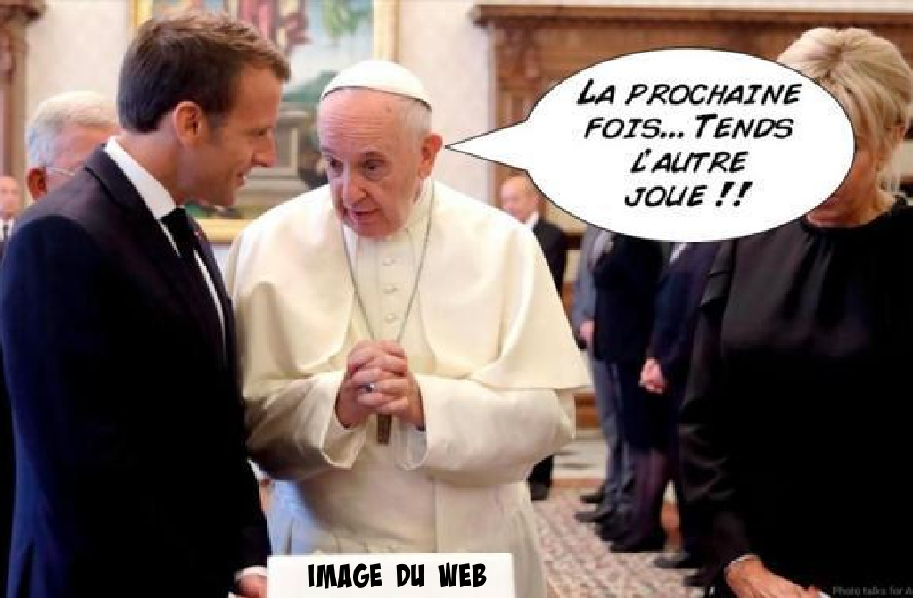 BD2. Politique - Conseil Papal !