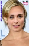 A7.Nora-Arnezeder-By-Julie-Gayet-.jpg
