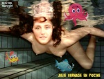 Q12.-Politique-Julie-Surnage-Dans-La-Piscine-.jpg
