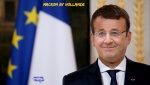 Y12.-Politique-Macron-By-Hollande.jpg