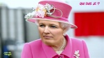 AE12.-Portrait-Reine-Elizabeth-2-By-Steffi-Graf-.jpg