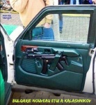 AJ1.-Humour-Etui-Roulant-Pour-Kalashnikov.jpg