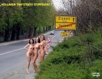 AJ27.-Humour-Insolite-Auto-Stoppeuses.jpg