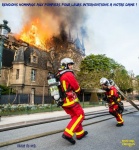AK2.-Politique-Hommage-Aux-Pompiers-De-Paris.jpg